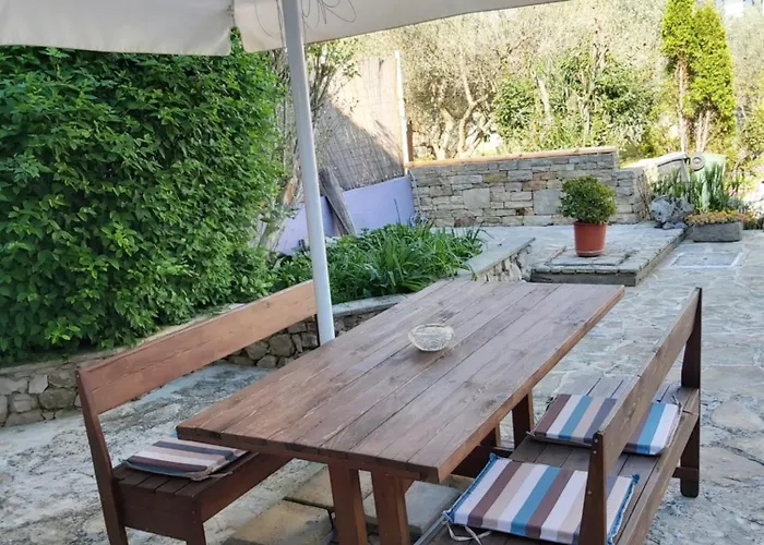 Apartment Luce With Shared Pool Zadar