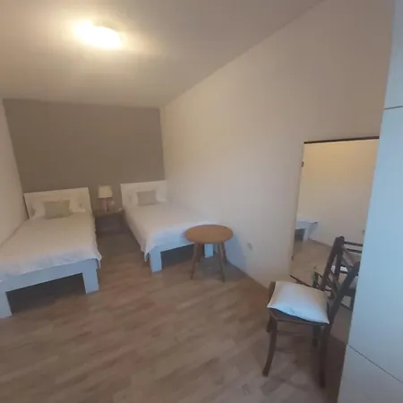 Apartment Luce With Shared Pool Zadar