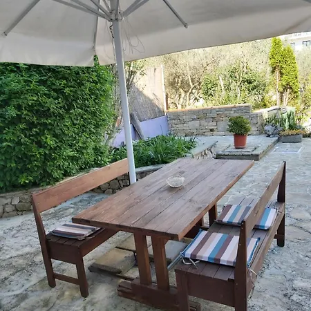 Apartment Luce With Shared Pool Zadar