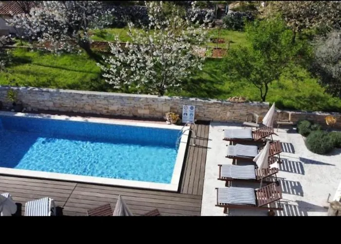 Luce With Shared Pool