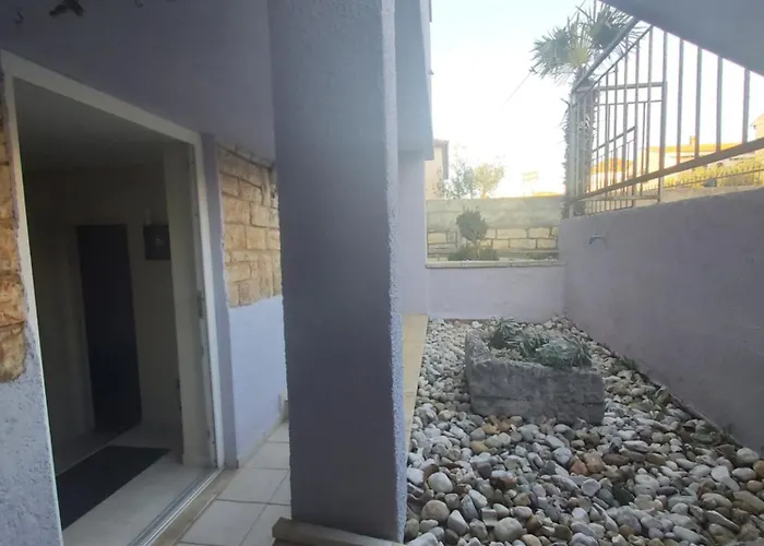 דירה Luce With Shared Pool *